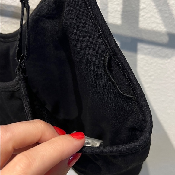 NEW Athleta Renew Bra - Black - Size Medium for D-DD Cup - Picture 6 of 9